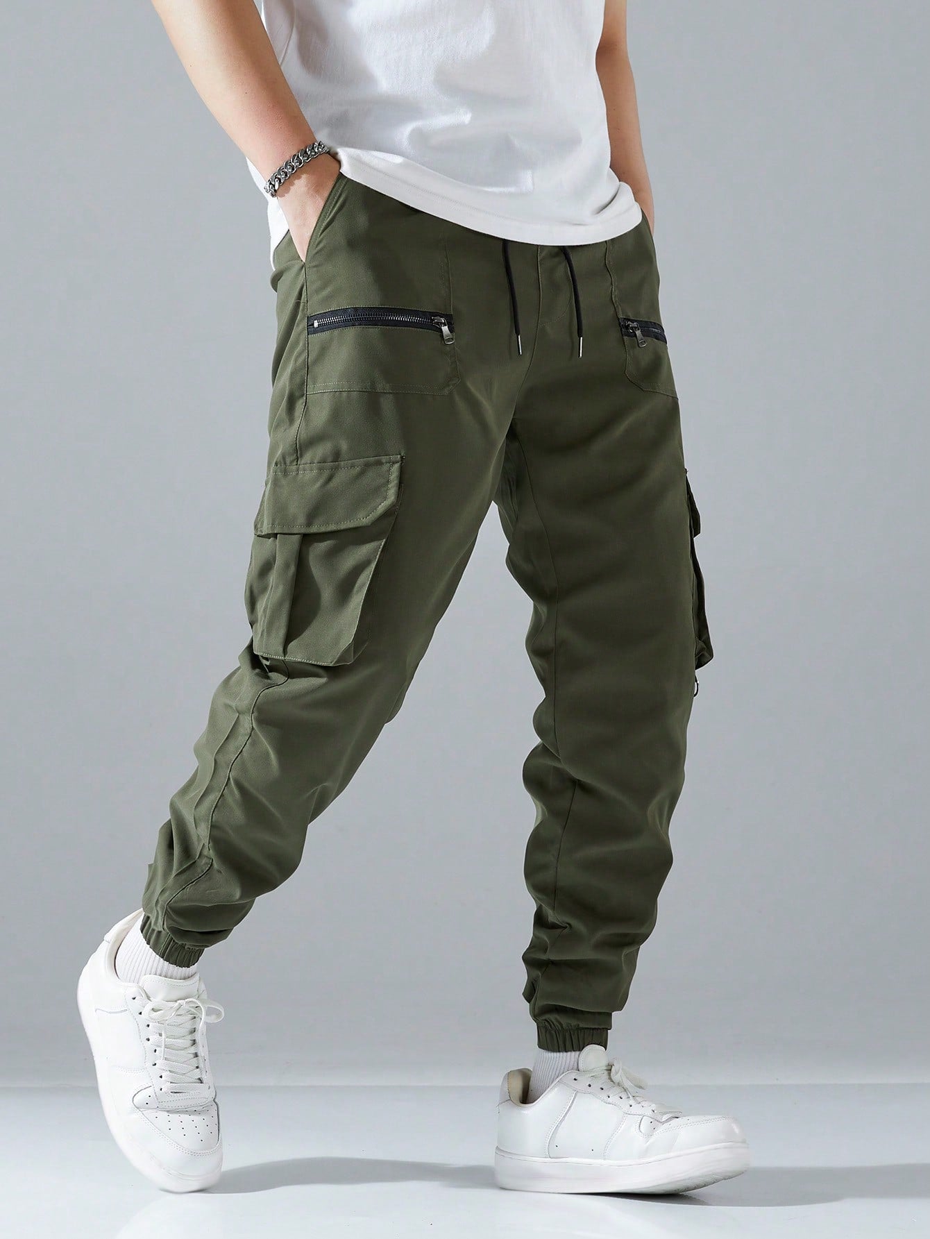 Loose Fit Men's Cargo Trousers With Flap Pocket Design Side Drawstring Waist Long Plain Black Going Out