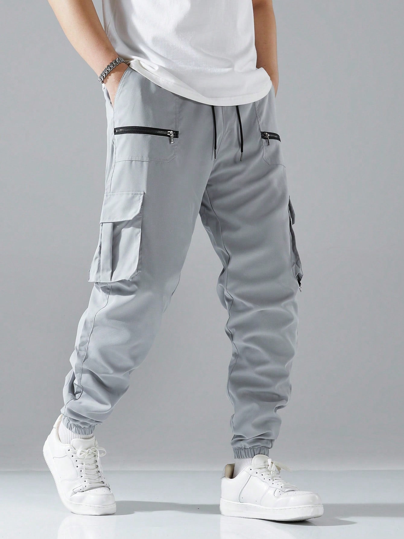 Men's Loose-Fit Cargo Pants With Flap Pockets, Side Drawstrings