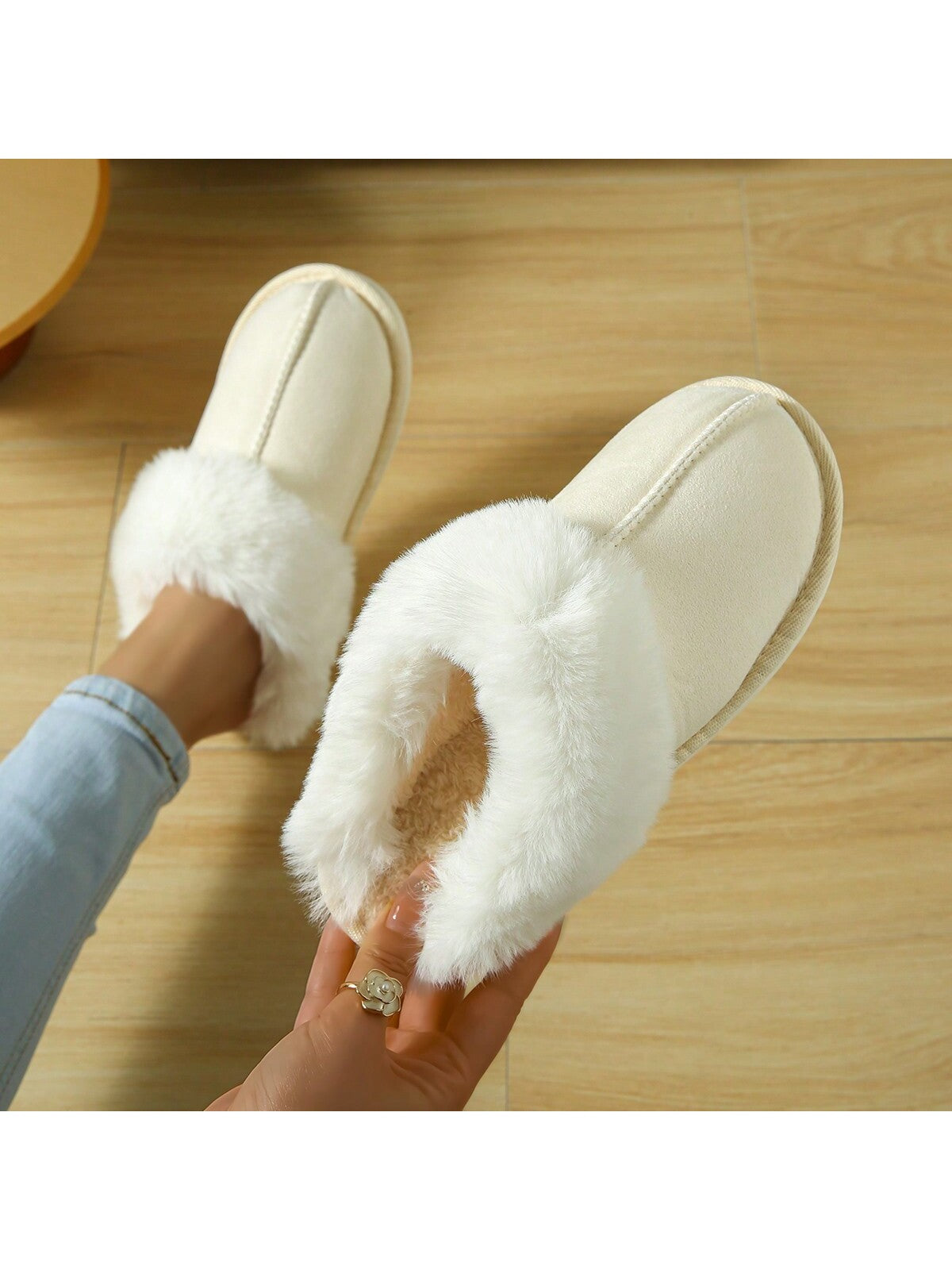 Solid Color Fluffy Home Warm Slippers, Soft Platform Plush Lined Shoes, Non-Slip Quiet Slippers, Winter Fashion Couple Floor Slippers, Cute Fur Slippers