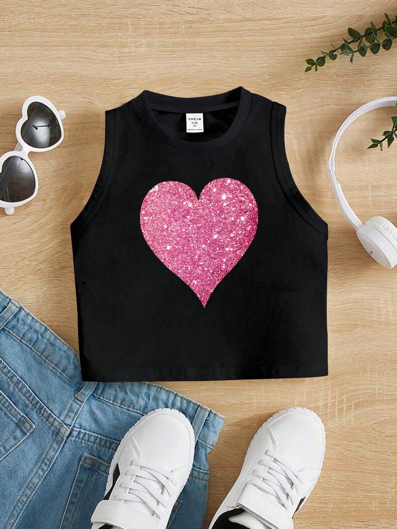 Young Girl Casual Heart Pattern Printed Gold Foil Detail Crop Top