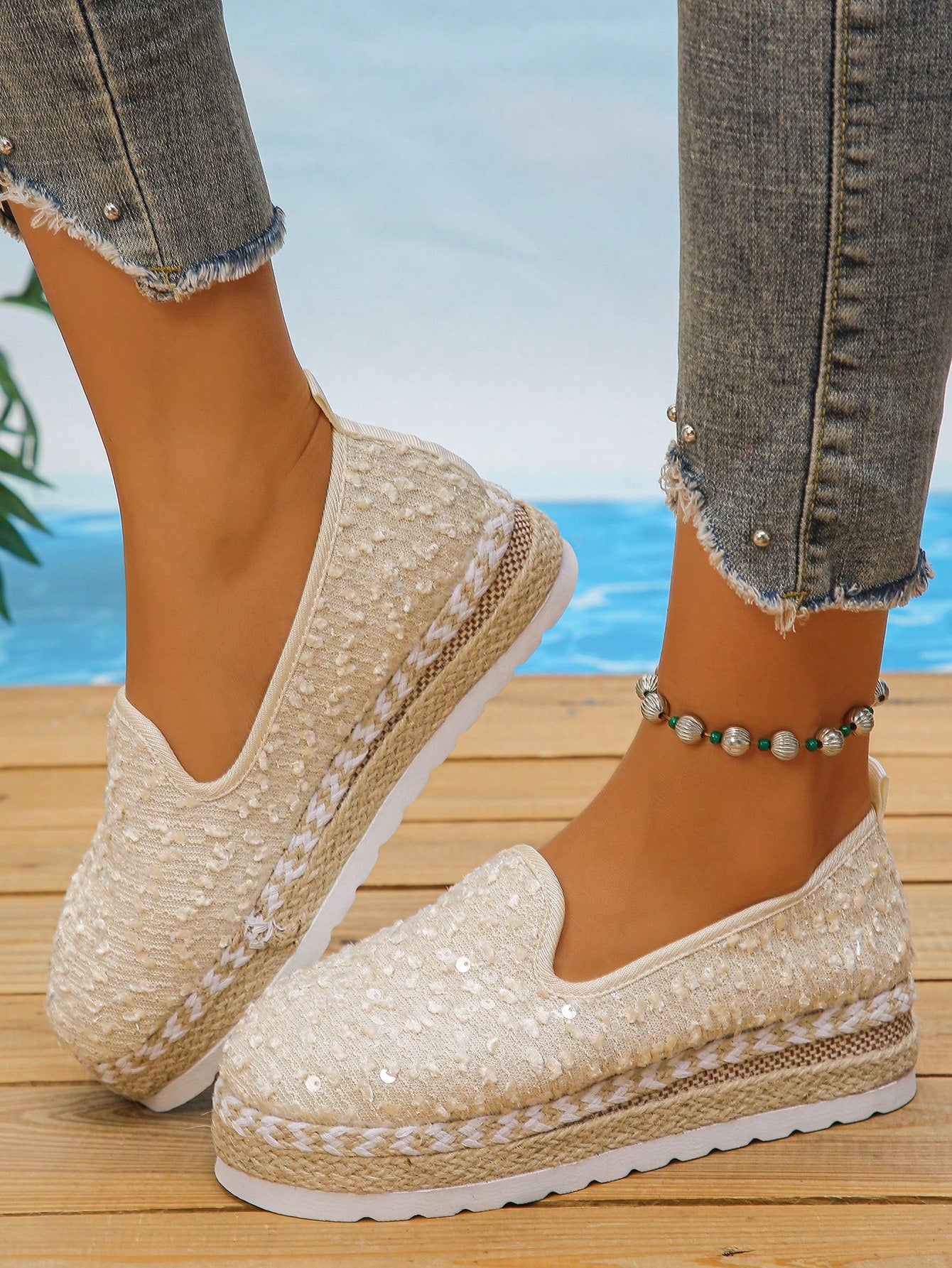 Fashionable Sequined Women Wedge Heel Thick Sole Shoes, Breathable For All Seasons