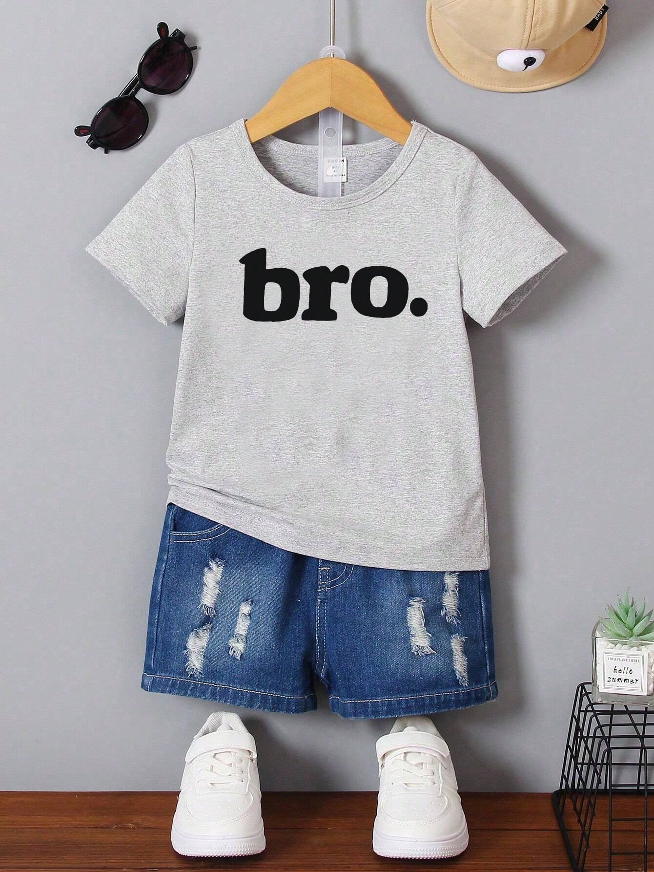 Young Boy Leisure 'bro' Letter Print Round Neck Short Sleeve T-Shirt