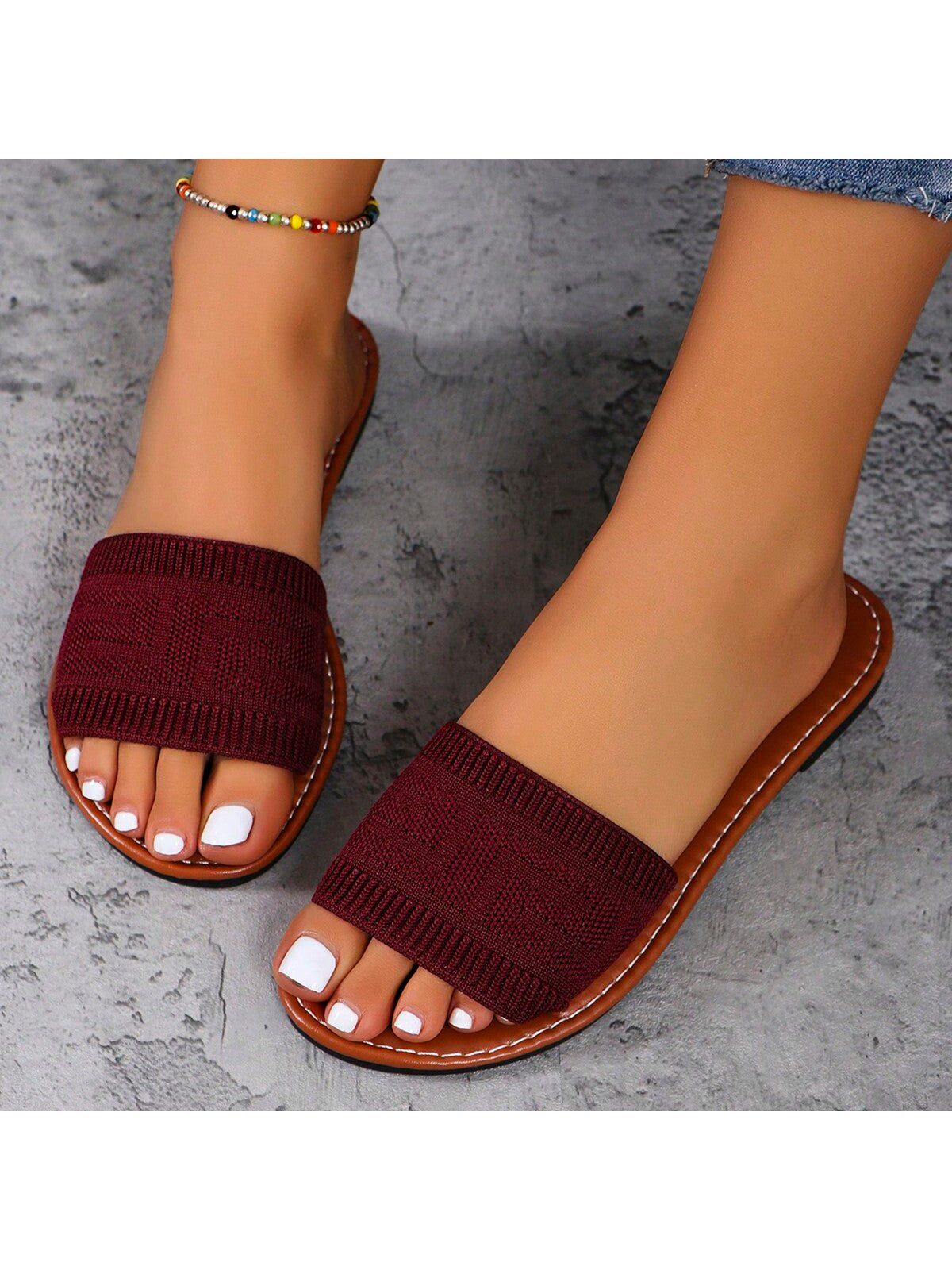 Stylish Comfortable Breathable Beach Style Flat Sandals