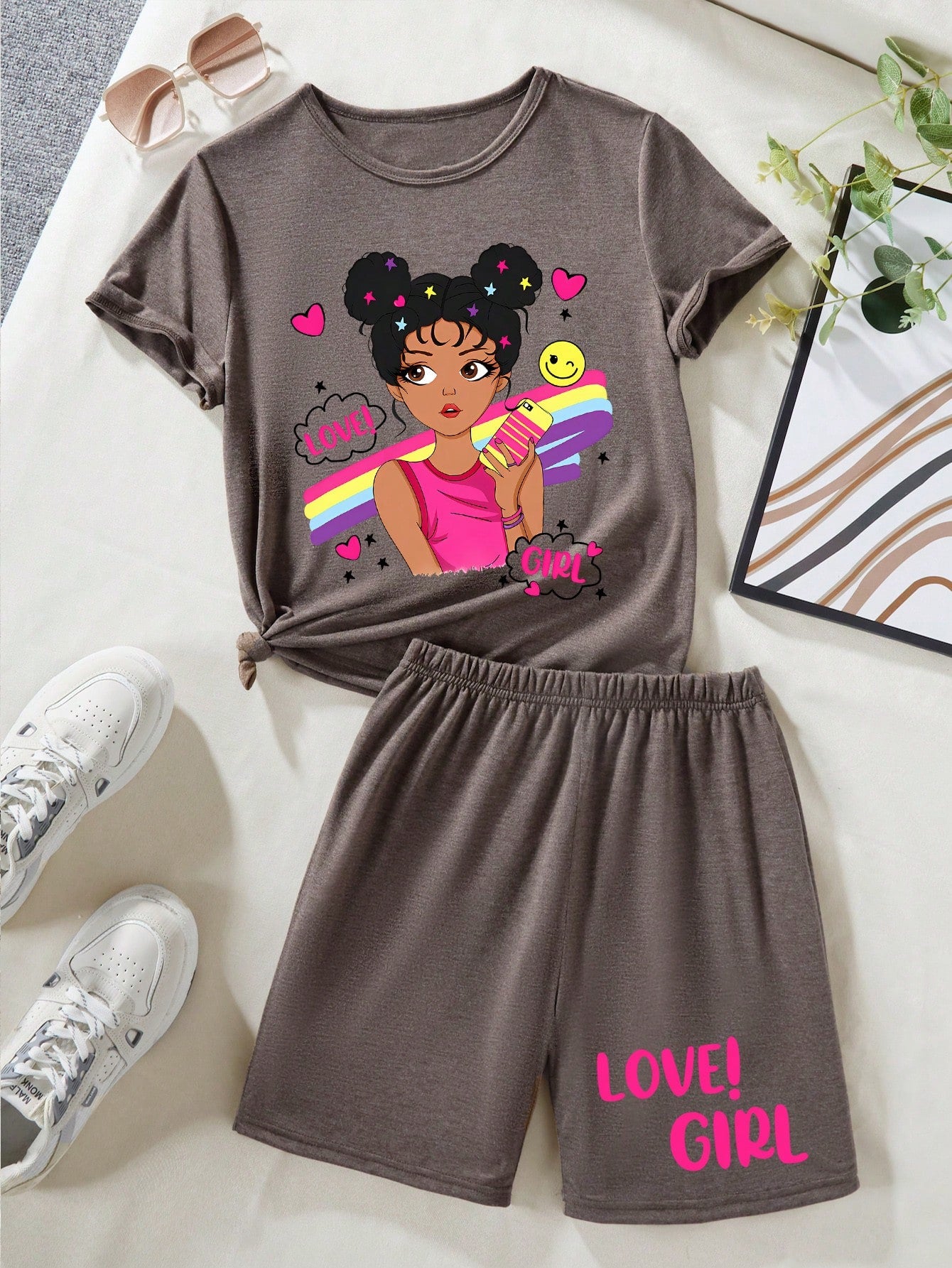 Teen Girl Character Print Simple Round Neck Short-Sleeved Two-Piece Set