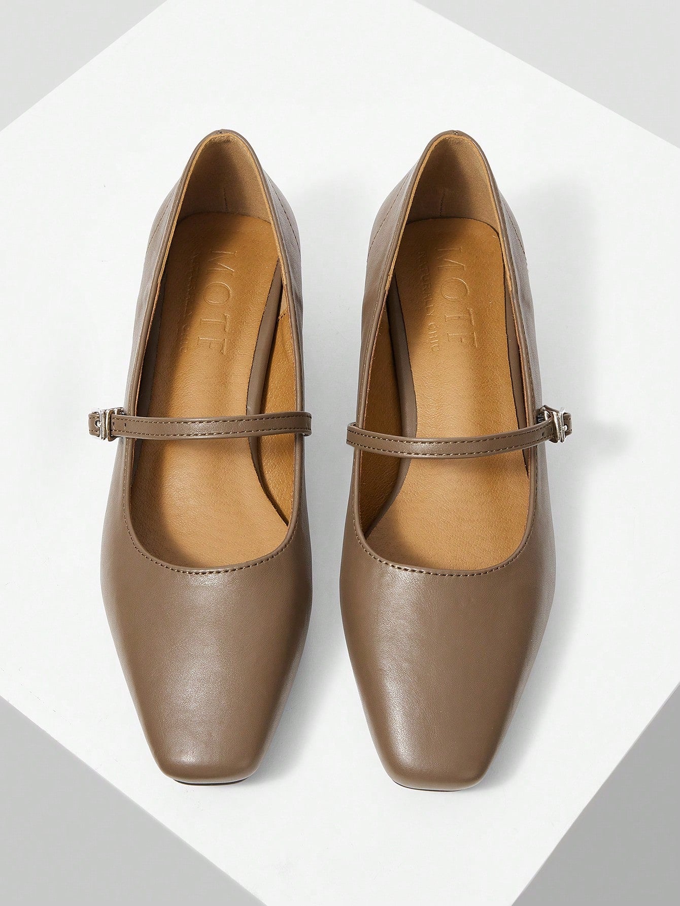 COMFY VERSATILE SQUARE TOE FLATS