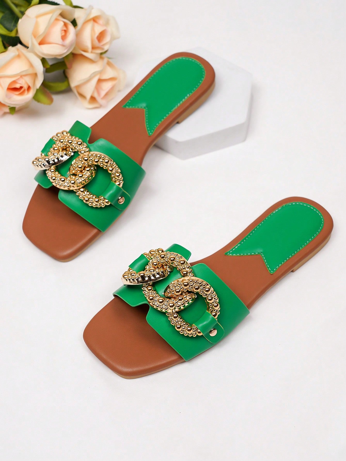 2023 Women's Square Toe Flat Sandals, Pearl-Decorated Transparent Slippers For Spring/Summer