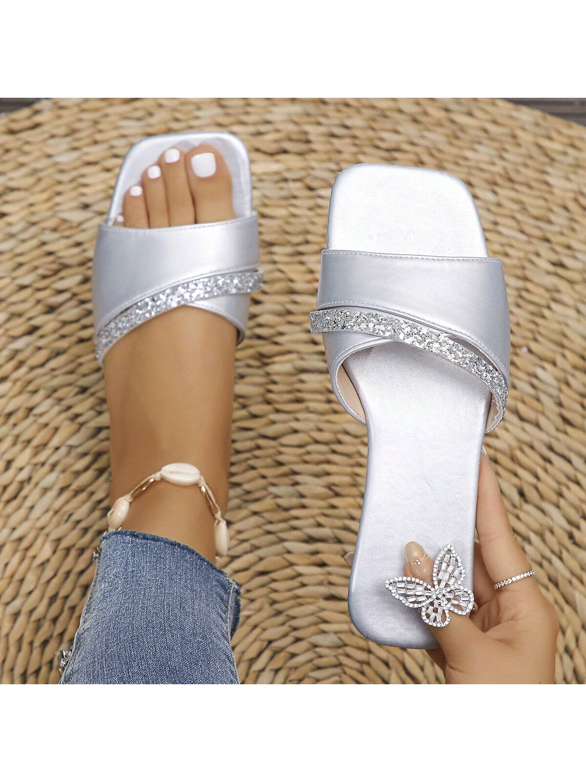 Plus Size Flat Heel Open Toe Slippers For Women, 2024 New Summer European And American Style Beach Sandals