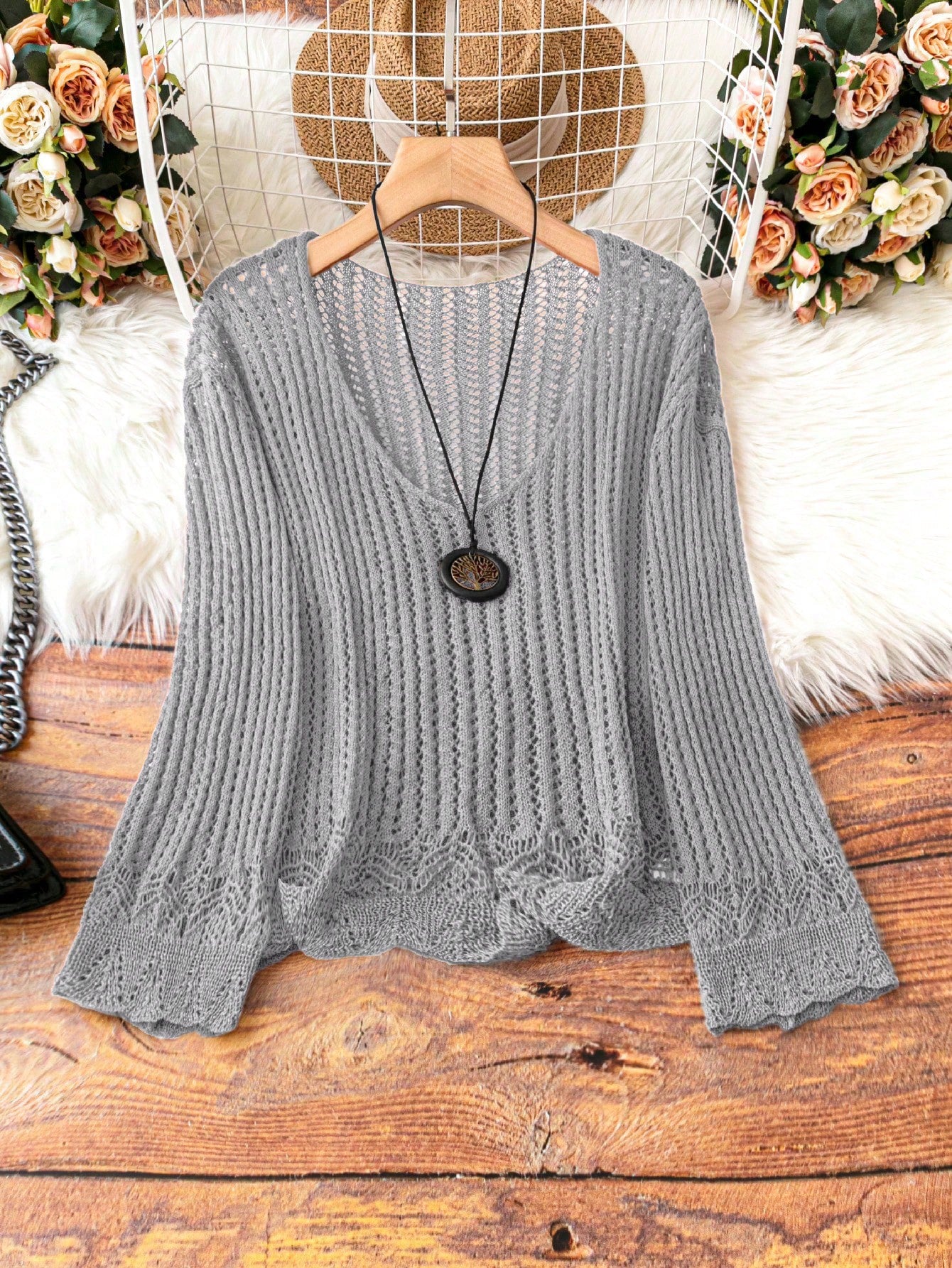 Plus Size Loose Fit Solid Color Ribbed Knit V-Neck Casual Sweater