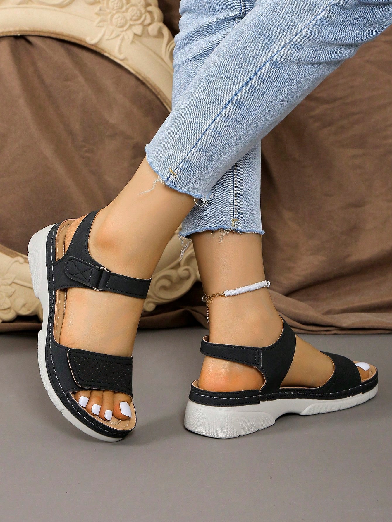 New 2024 Summer Sandals Slip-Resistant, Stylish, Soft-Soled, Casual Sport Junior 4.5cm Platform Women's Beach Sandals