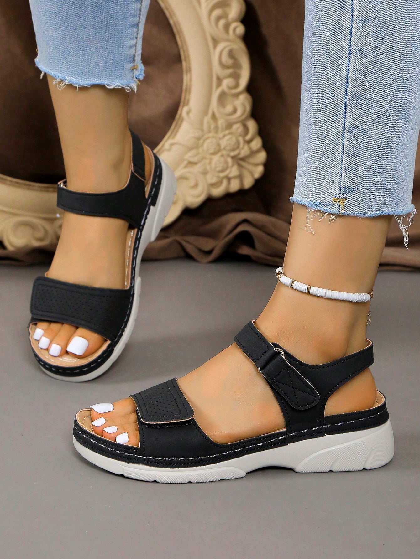 New 2024 Summer Sandals Slip-Resistant, Stylish, Soft-Soled, Casual Sport Junior 4.5cm Platform Women's Beach Sandals