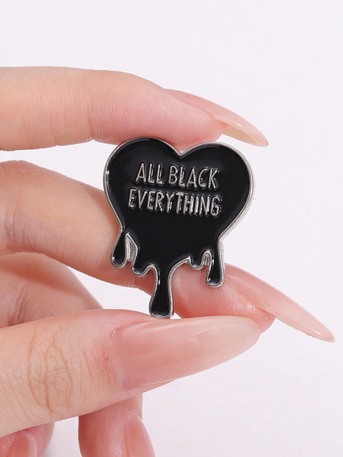 1pc ALL BLACK EVERYTHING Enamel Pins Custom Black Fluid Heart Brooches Lapel Badges Punk Jewelry Gift For Friends