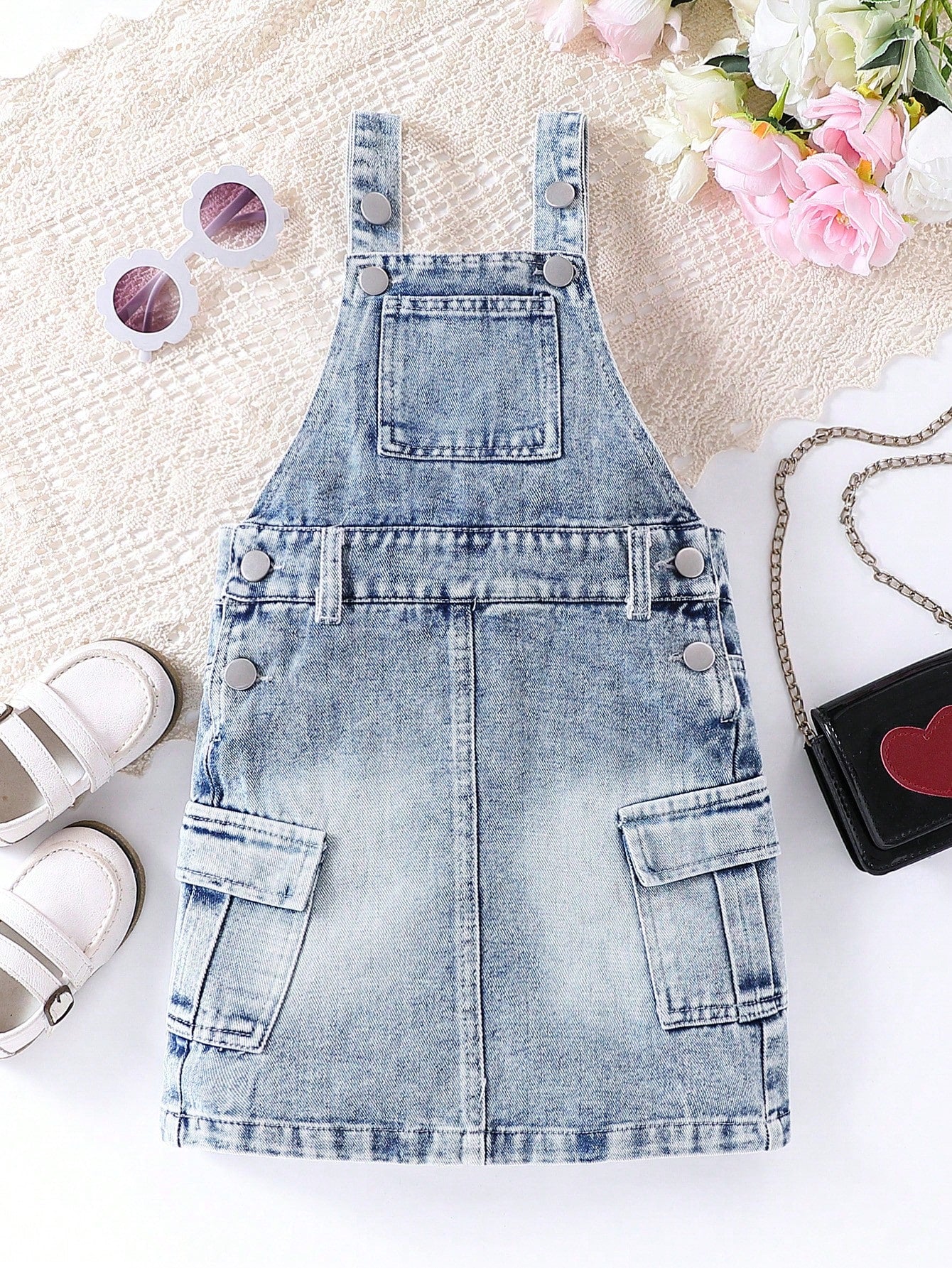 Young Girl Y2K Street Style Cool Stone Washed Overall Dress With Adjustable Straps And Flat Pockets