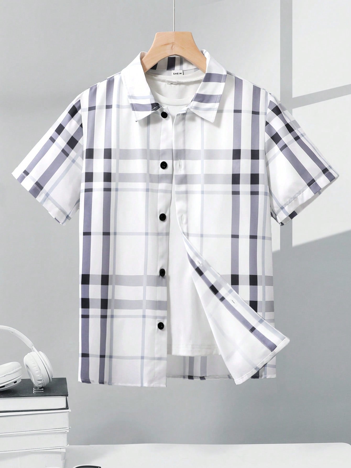 Tween Boy Casual Casual Short Sleeve Plaid Woven Shirt With Turn-Down Collar