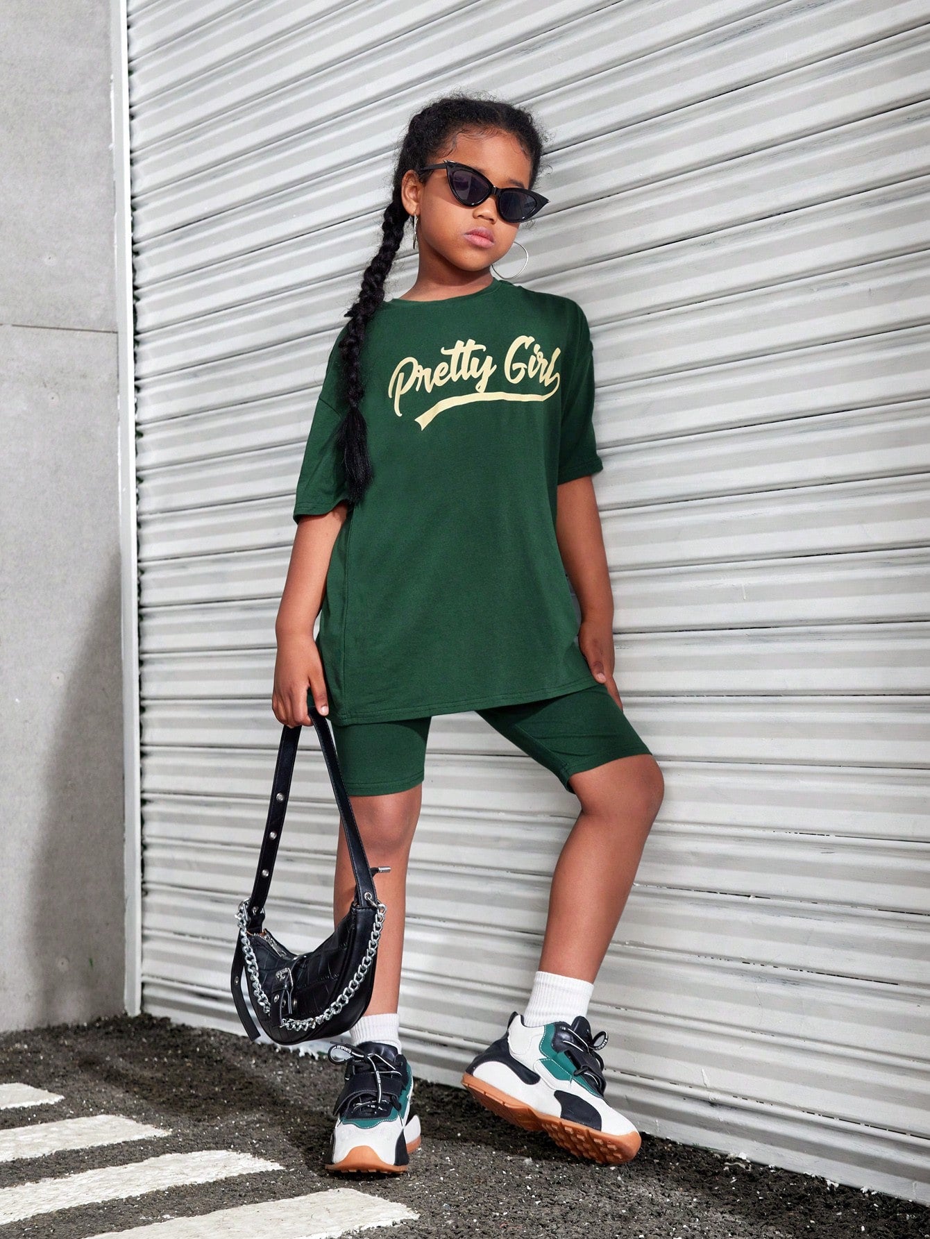 Tween Girls' Cool Street Style Spring/Summer Knit Crew Neck Letter Printed Short Sleeve T-Shirt And Shorts Set