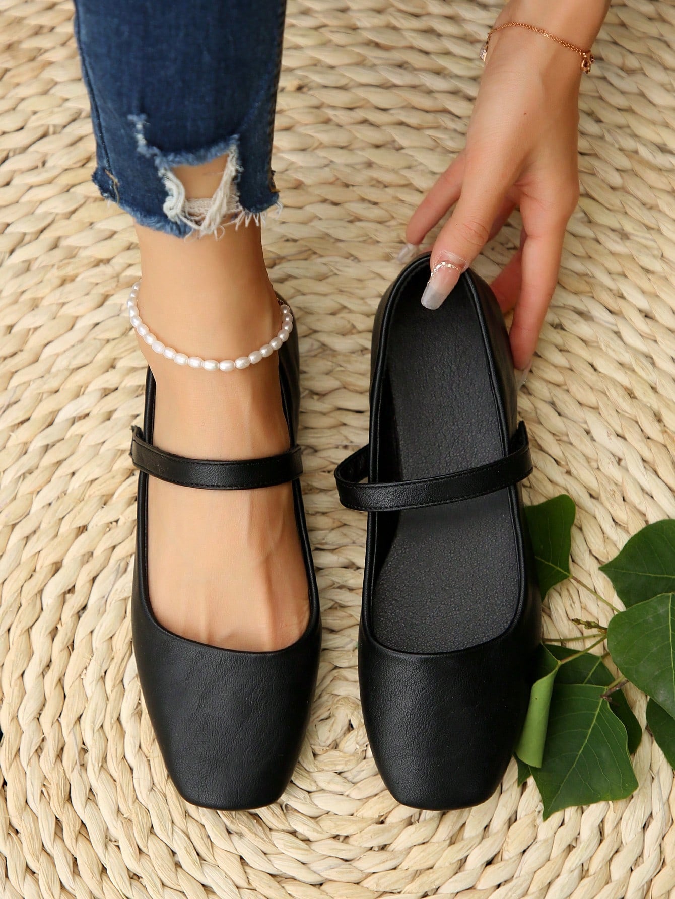 French Vintage Flat Shoes With Ankle Strap Fairy Style Mary Jane Shoes Spring New Shallow Mouth Square Toe Shoes