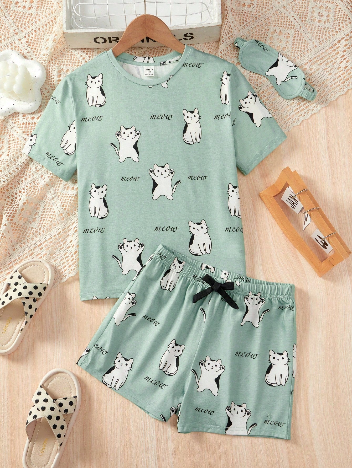 Tween Girl Fresh & Cute Cat Pattern Short Sleeve T-Shirt With 3D Bowknot Decor And Shorts Plus Eye Mask Home Wear 3pcs/Set, Summer