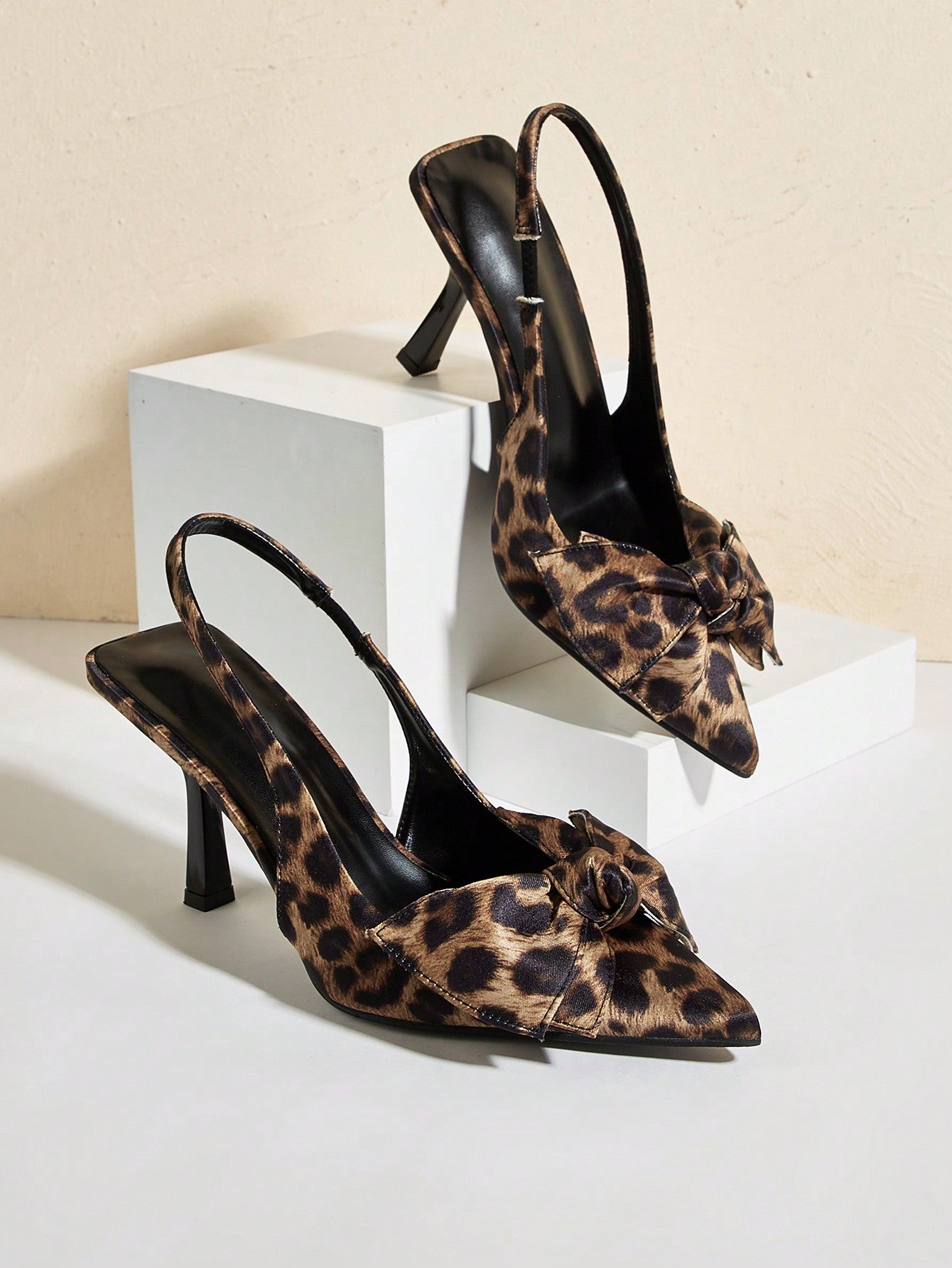 Party And Vacation Sexy Leopard Print Pointed-Toe Heels With Bowknot And Ankle Straps