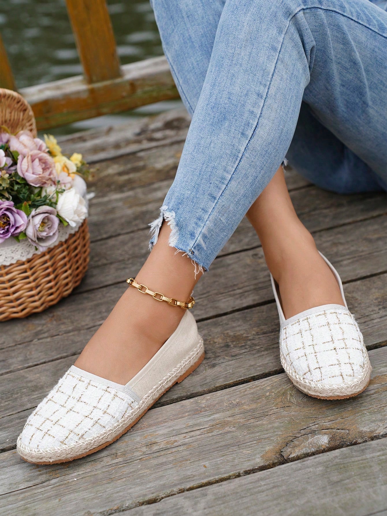 New Style Breathable, Comfortable, Anti-Skid, Odor-Resistant, Numbness-Preventing Woven Bottom Women's Slip-On Shoes For Indoor And Outdoor Leisure, Vacation, Spring, Summer And Year-Round, Plus Size