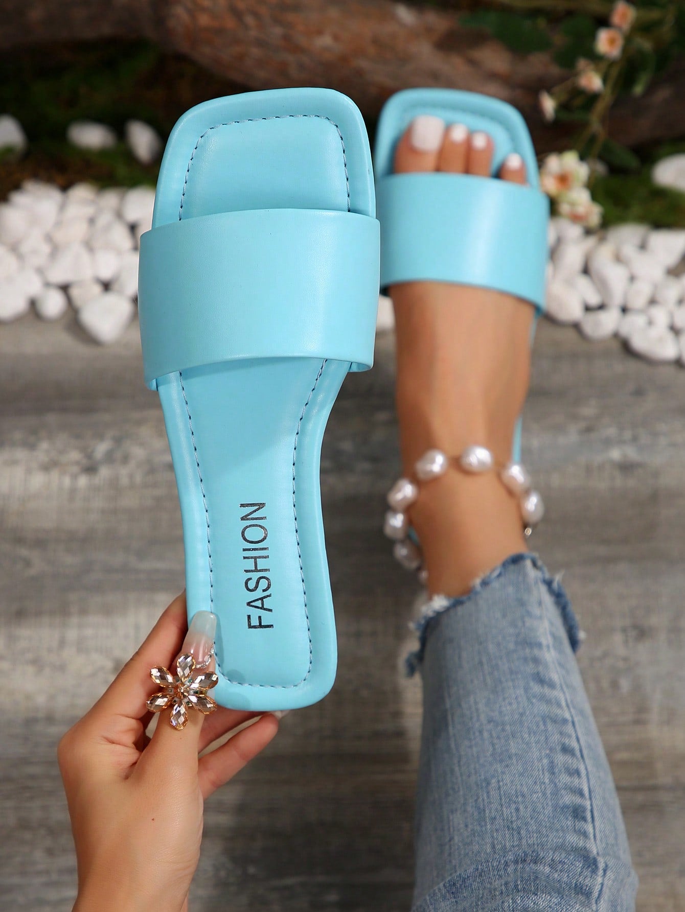 Fashionable New Summer Indoor And Outdoor Beach Sandals, Slippers, Newest Best-Selling Slippers