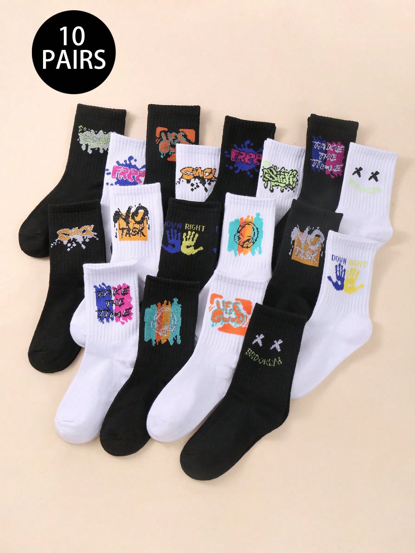 10pairs Random Black-And-White Teenagers Boy's Street Style Casual Sporty Graffiti Mid-Calf Socks