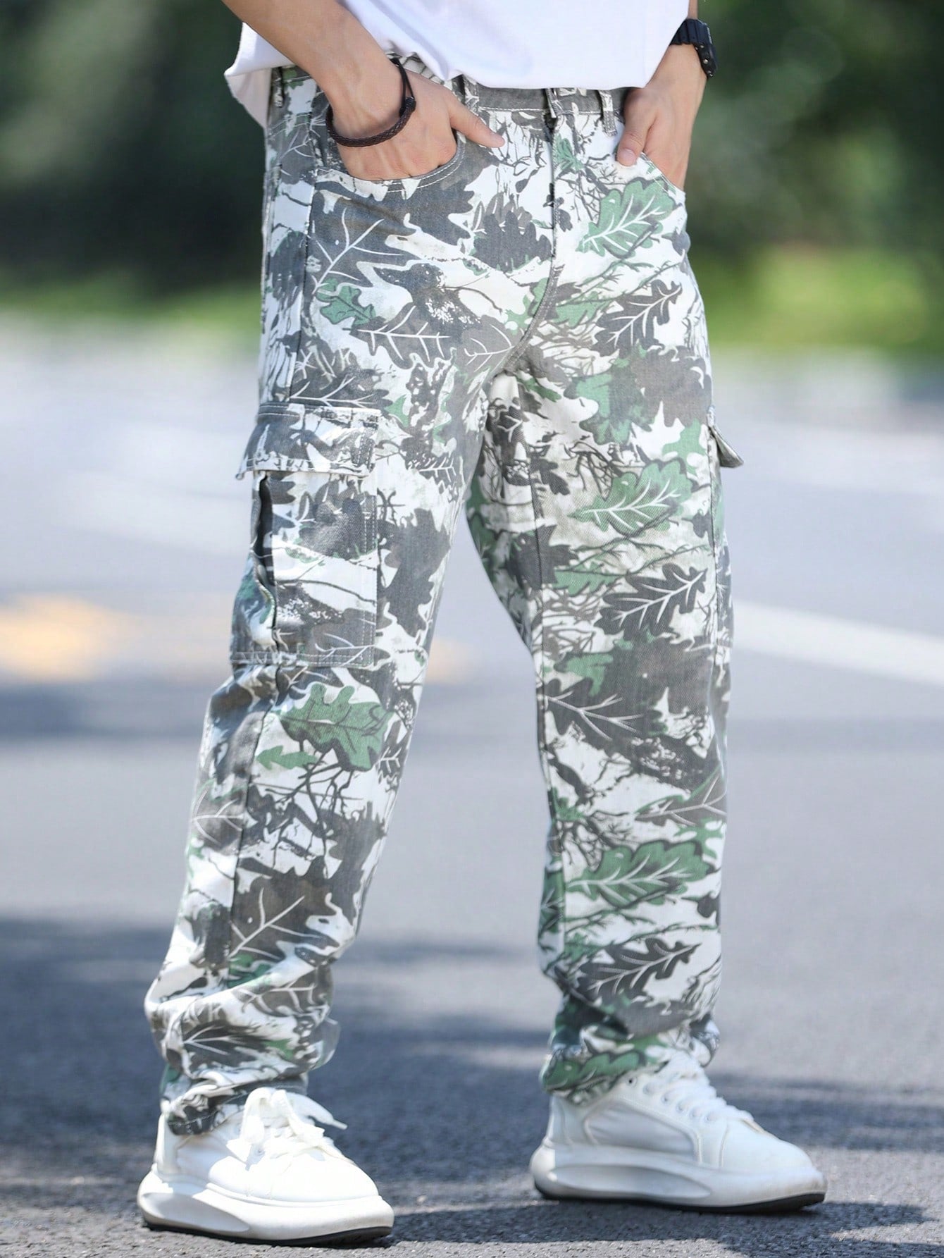 Men's Printed Cargo Denim Pants