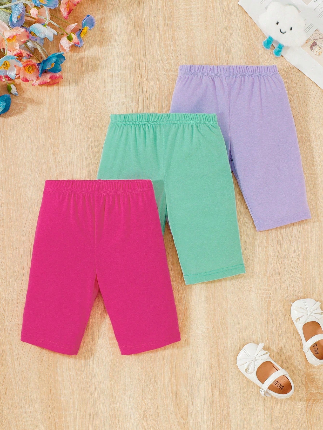 Young Girl Solid Color Shorts