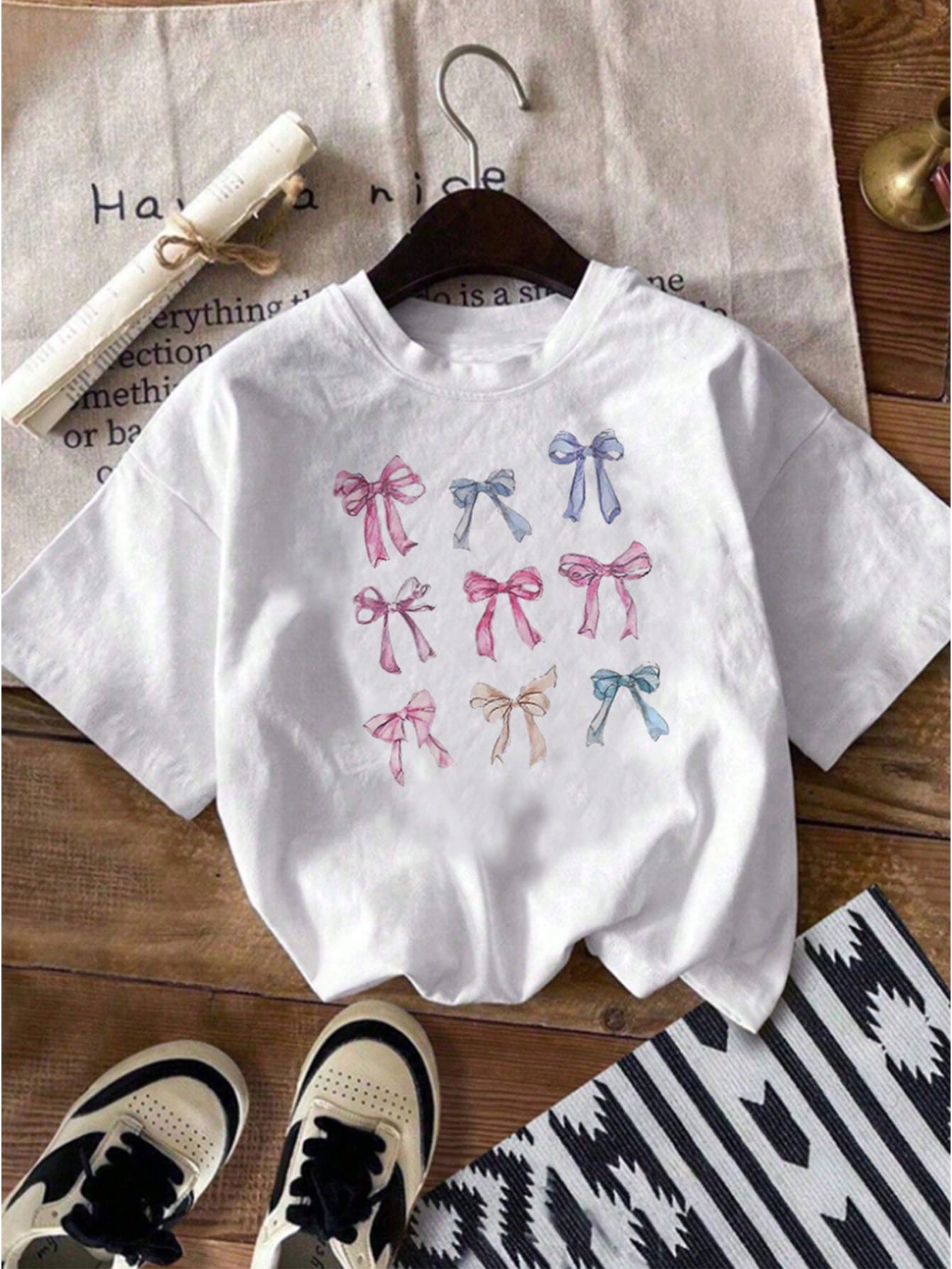 Tween Girl Summer Casual T-Shirt With Bow Pattern