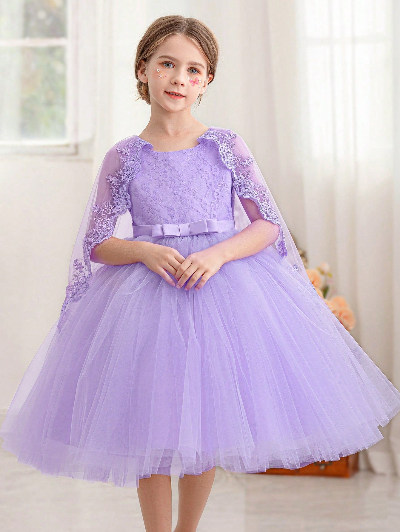 Young Girl Lace Patchwork & Tulle Cape Princess Dress Suitable For Birthday Party, Flower Girl Dress, Wedding, Dance Party, School Stage Performance