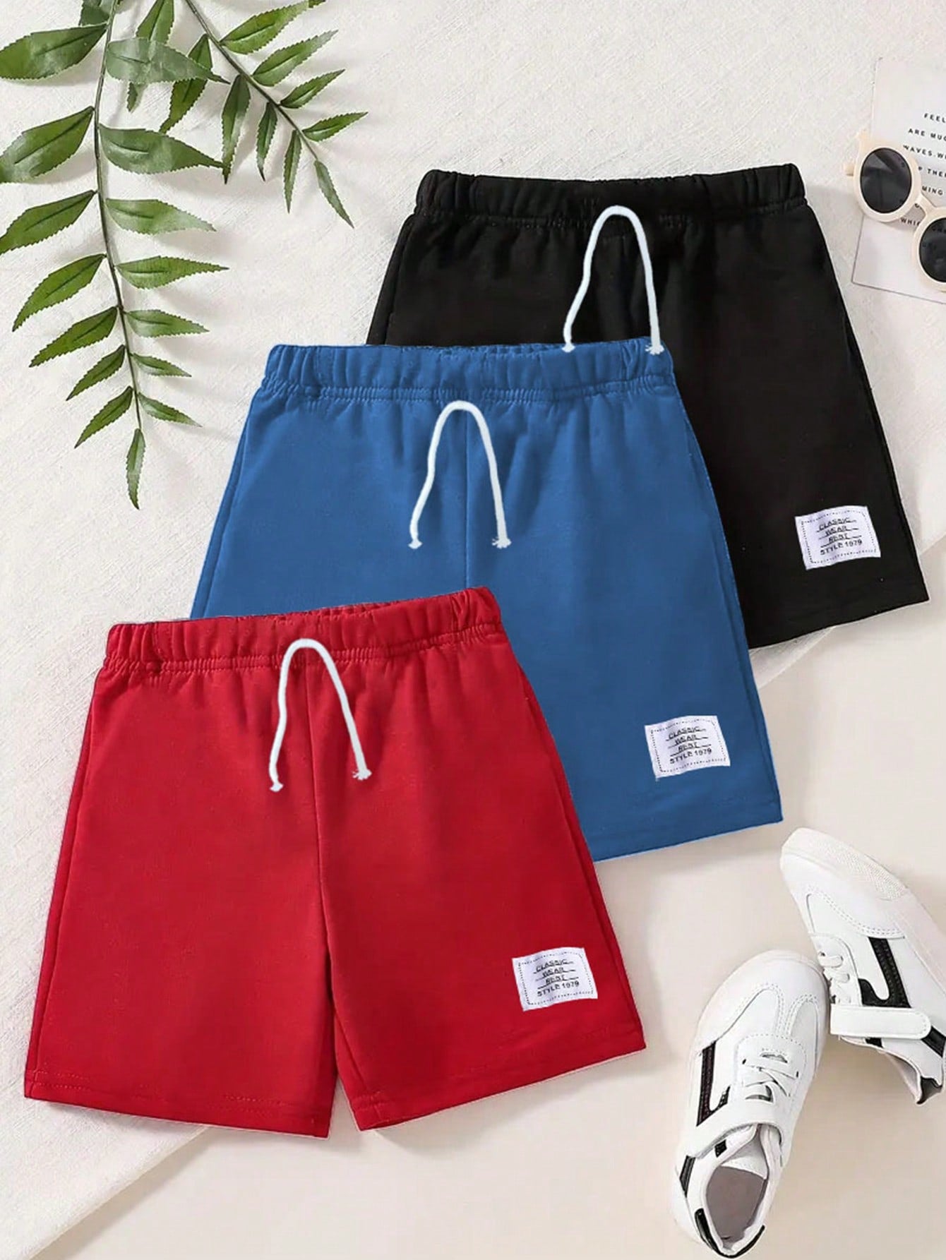 Young Boy 3pcs Casual Solid Color Sports Shorts Set