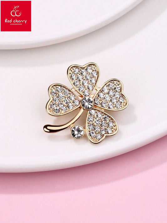 1pc Girls' Clover Shape Zinc Alloy Brooch With Transparent Rhinestone & Gold Plating, Cute Jewelry For Daily Wear