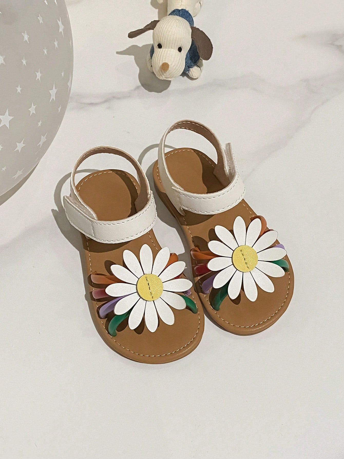 Girls' Sandals, New Summer Soft-Sole Daisy Open-Toe Hook-And-Loop Princess Shoes For Big Kids, 3 Colors