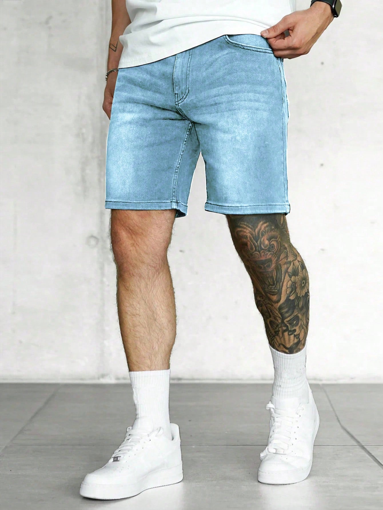 Men Slant Pocket Denim Shorts