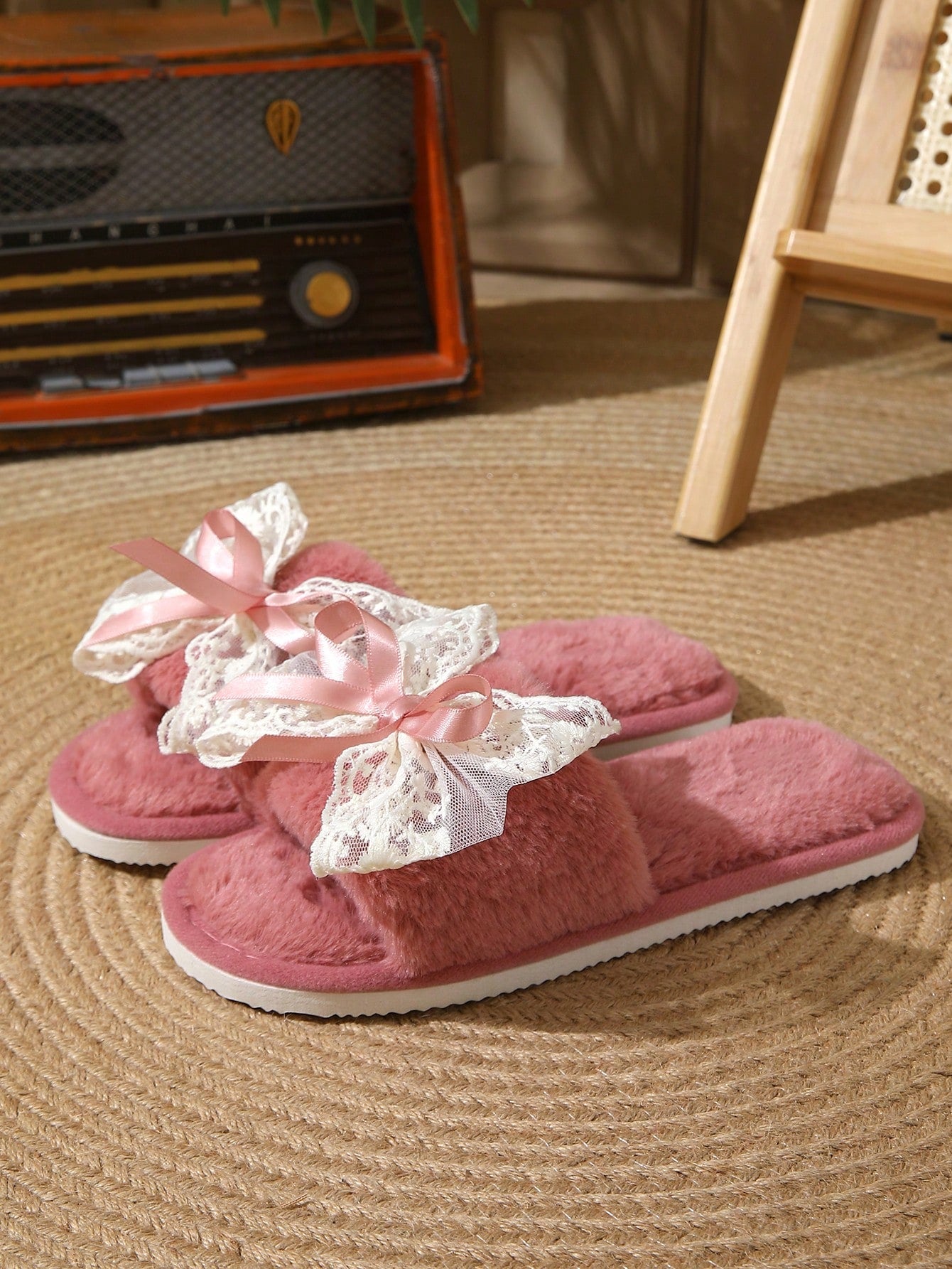 Autumn/Winter Women's Lace Bowknot Slippers, Soft & Warm With Anti-Slip Trendy Design For Indoor Use Or As A Couples Gift