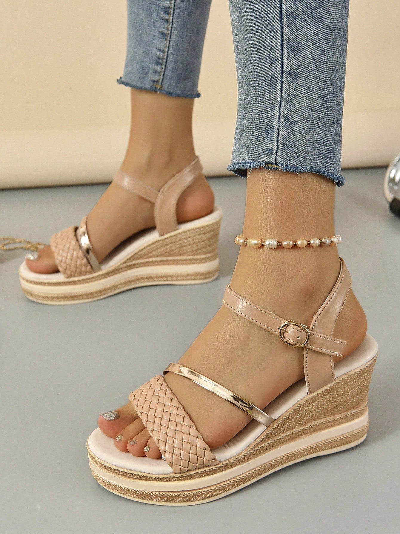 Women Metallic Buckle Decor Wedge Sandals, Glamorous Outdoor Ankle Strap Sandals