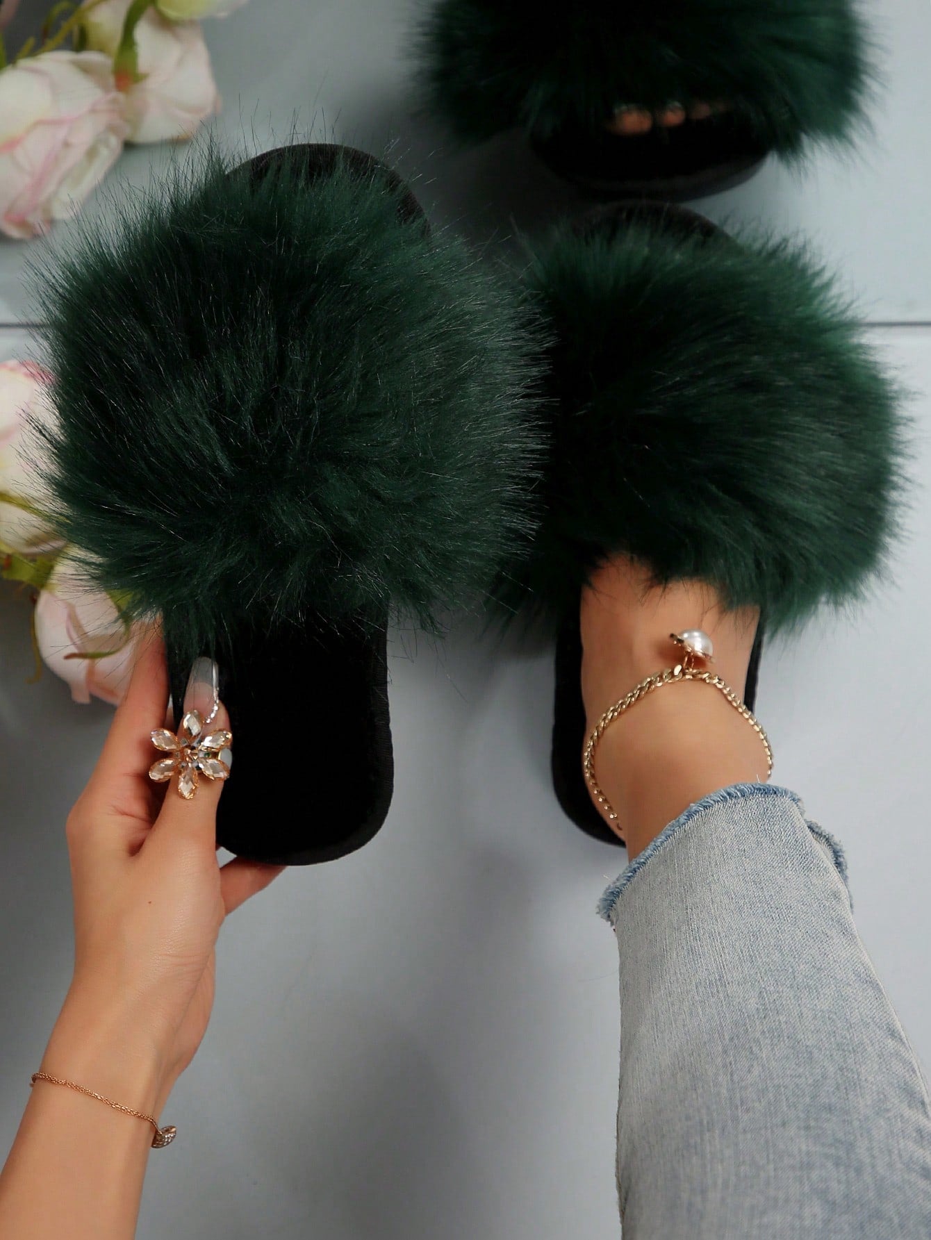 Women's Fashionable Simple Flat Fur Slippers, New Style Fairy Wind Slip-On Fur Slides, Apartment/Bedroom Quiet Comfortable Home Long Fur Slippers