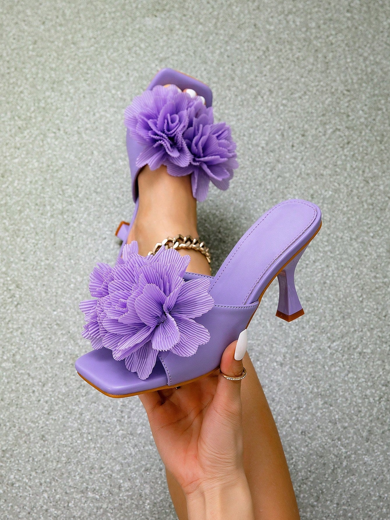 Fashionable Purple Women's High Heel Sandals With Peep Toe, Thin Heel, Non-Slip Sole And Flower Embellishment, Suitable For Spring And Summer Parties