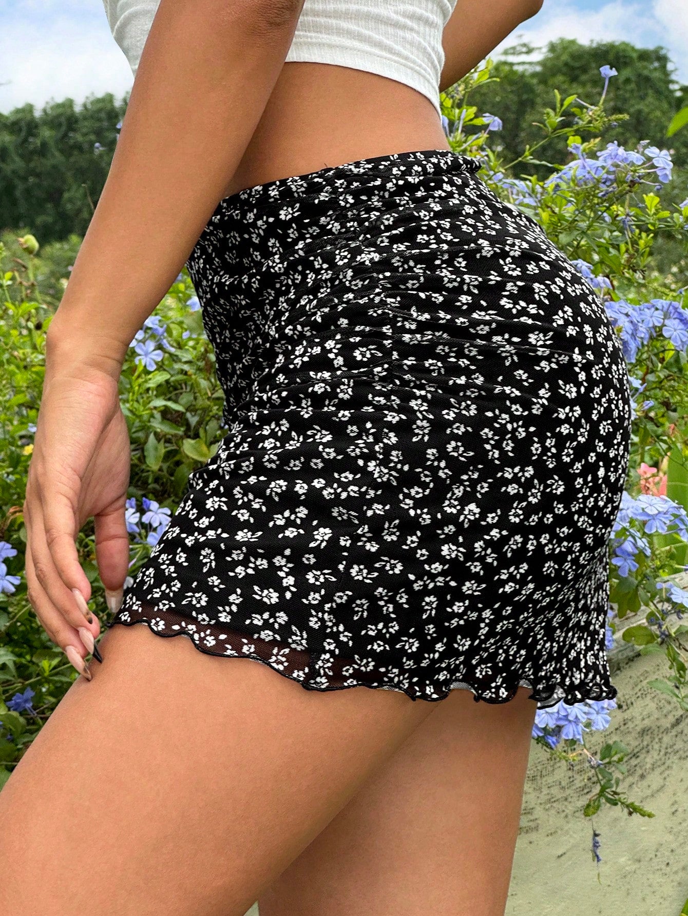 Black Knitted Mesh Women's Skirt