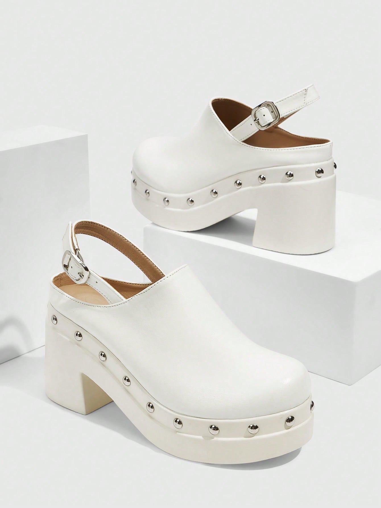 Fashionable White Clogs With Thick Soles And Back Straps For Women's Casual Wear, Shopping, Dating, Parties, And Holidays