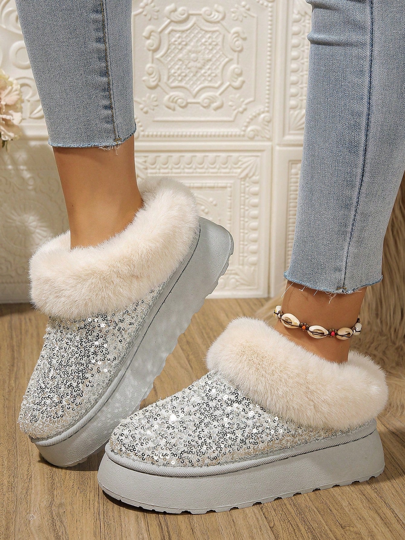 Women's Silver Snow Boots With Thick Sole, Fur, Sequins And Round Toe