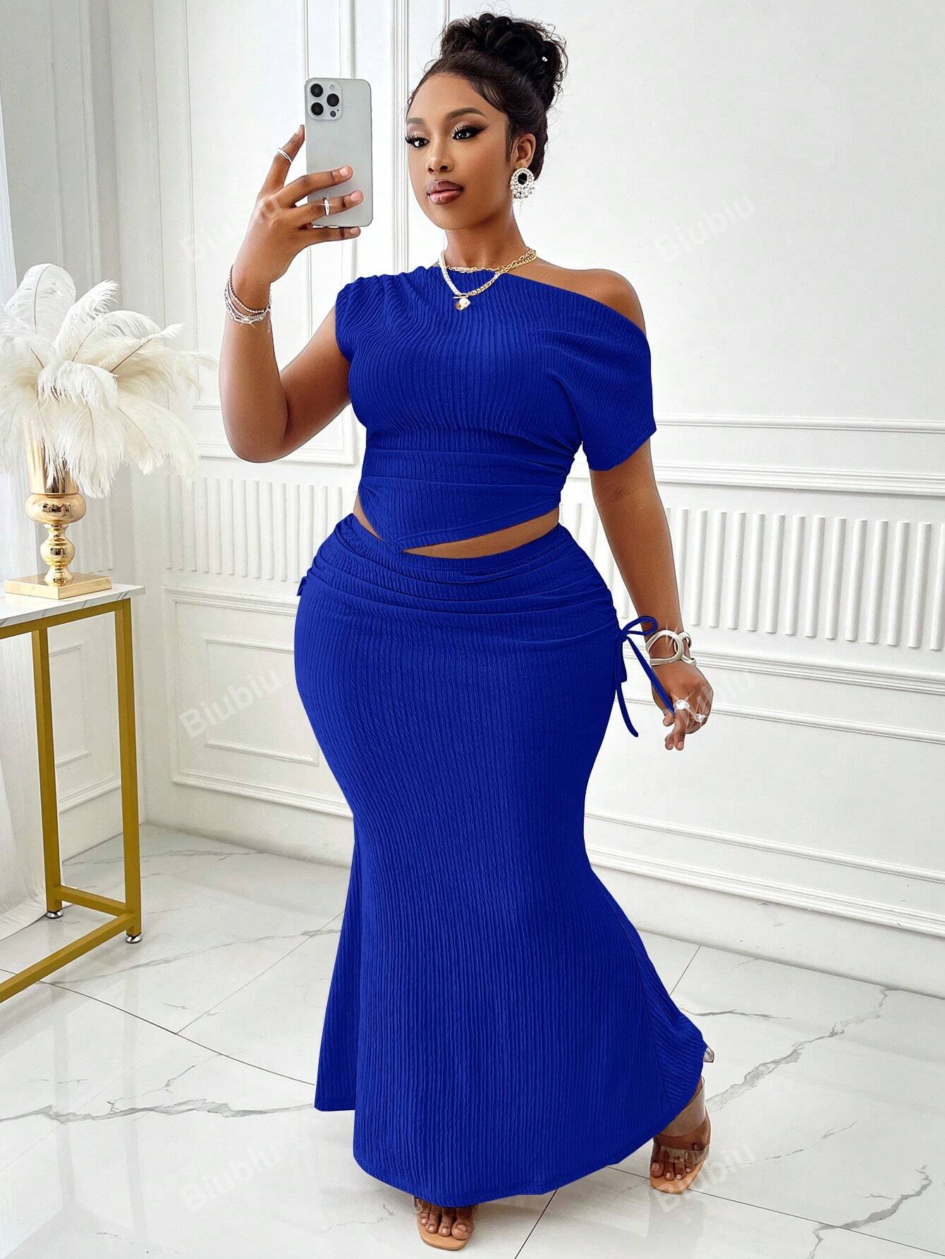 Women's Plus Size  Asymmetrical Shoulder Pleated Top With Asymmetrical Hem And Mermaid Style Skirt Suit