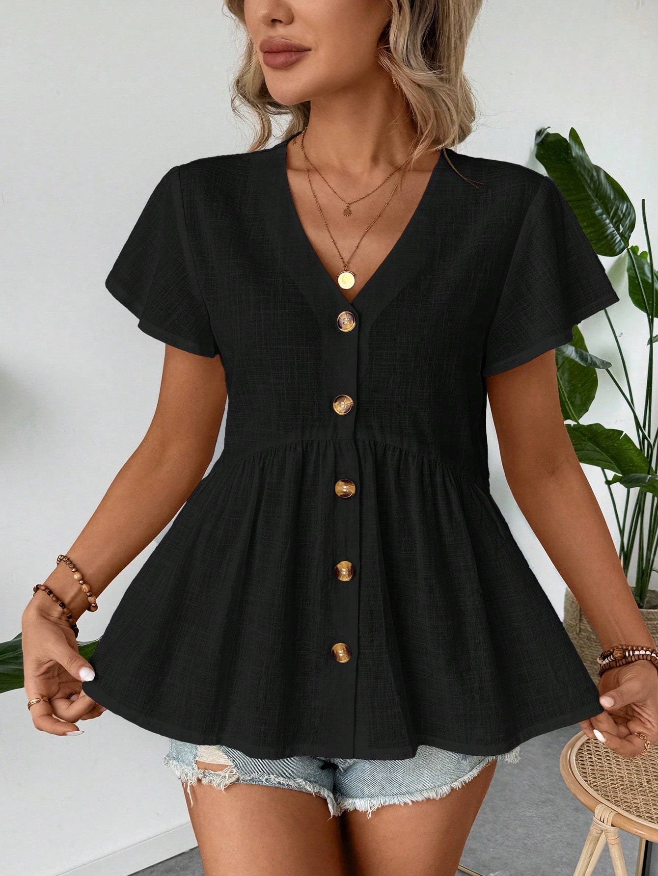 Summer Women V-Neck Ruffle Trim Flounce Sleeve Ruched Hem Babydoll Style A-Line Shirt Leisure Vacation Open Front Blouse