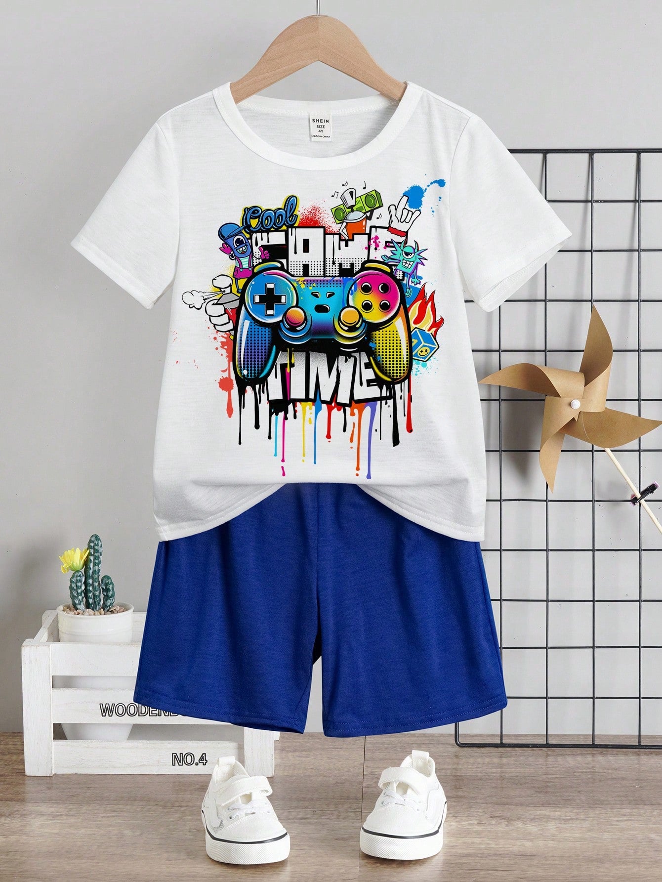 Young Boy Gamepad & Letter Graphic Tee & Shorts For Summer