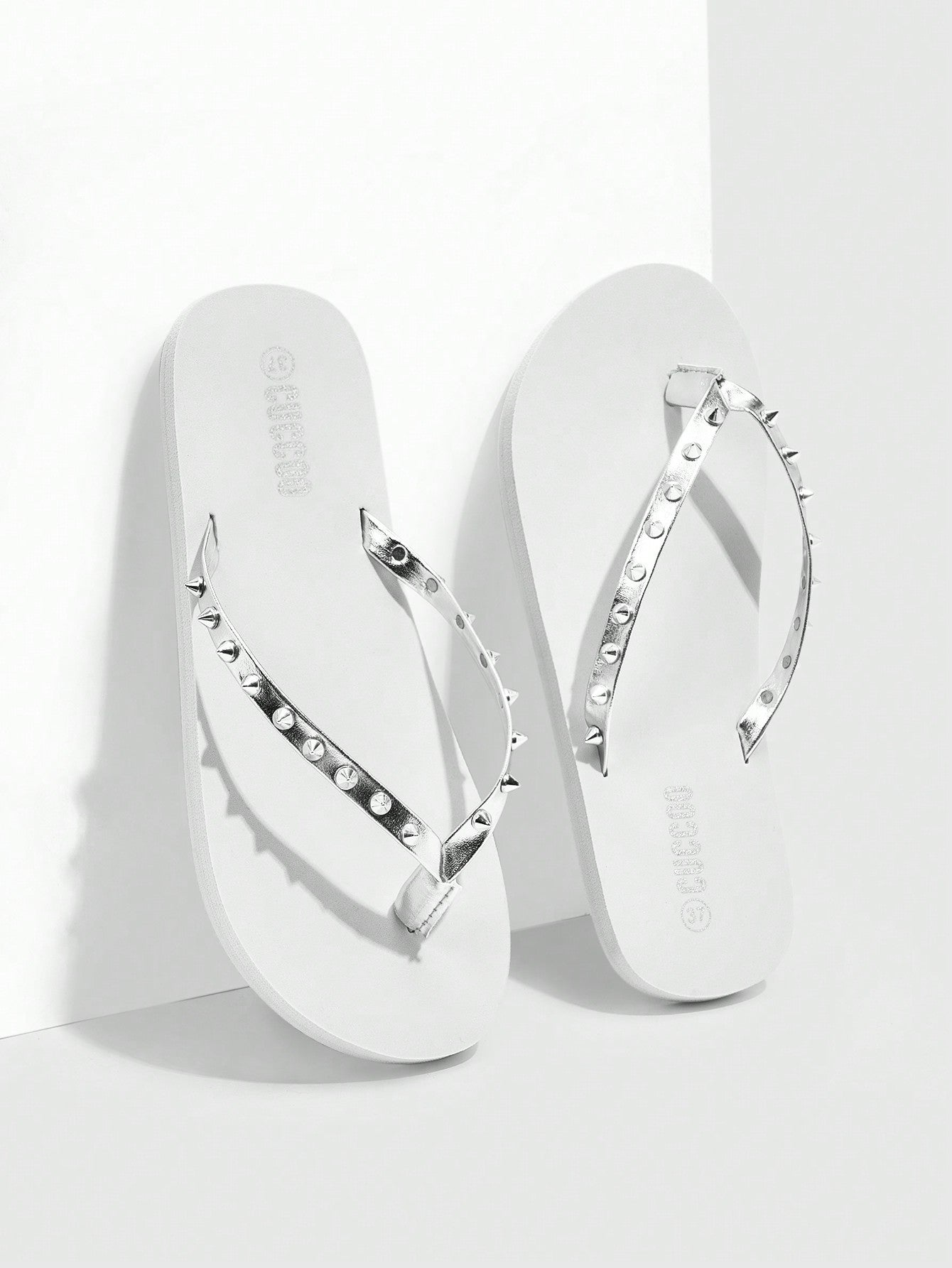 Solid Color Slip-Resistant Women Summer Flip Flops Halloween
