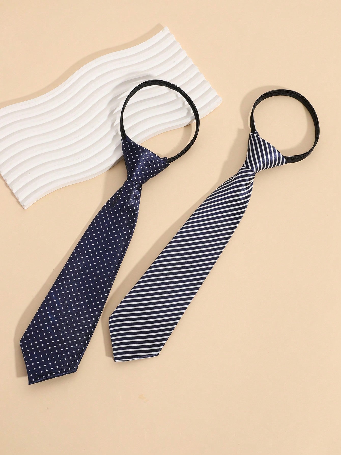 1pc Children's Striped Printed Necktie, Fashionable Adjustable Zipper Tie, Suitable For School Uniforms And Daily Outfits