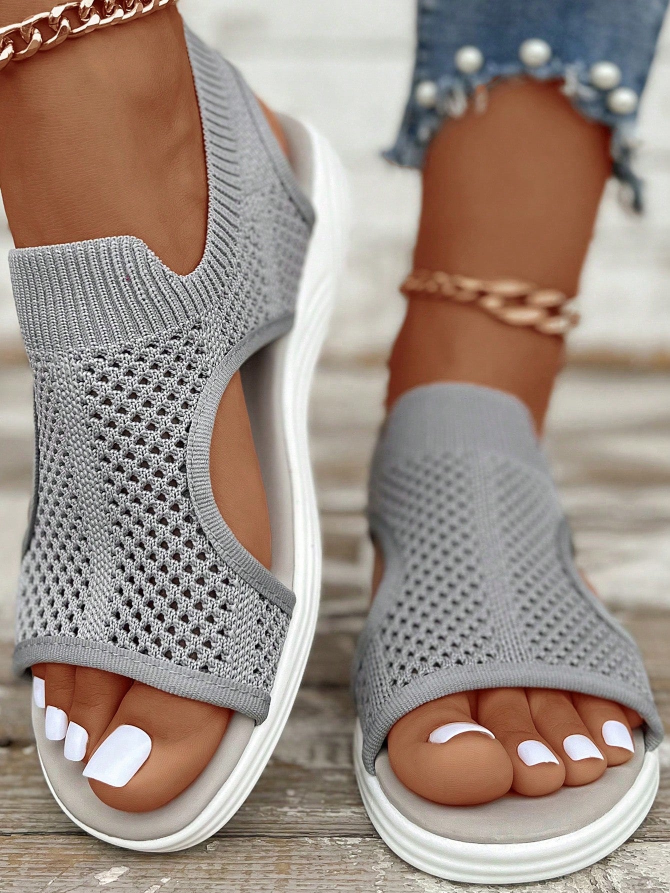 Plus Size Simple & Personalized Women's Casual Sports Sandals, Slip-On, Comfortable & Fashionable, Mesh Design, Versatile Shoe