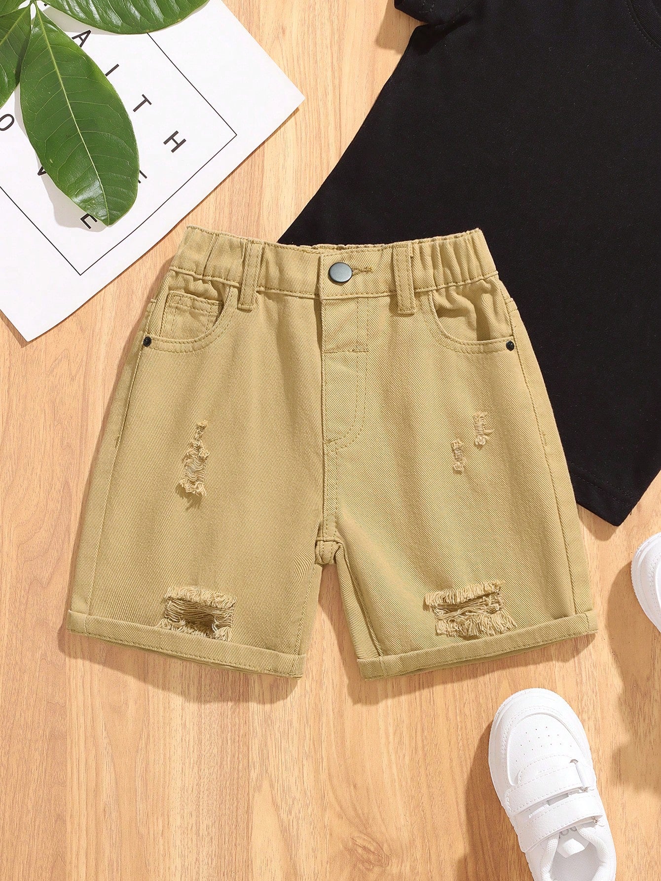 Young Boy Ripped Elastic Waist Denim Shorts