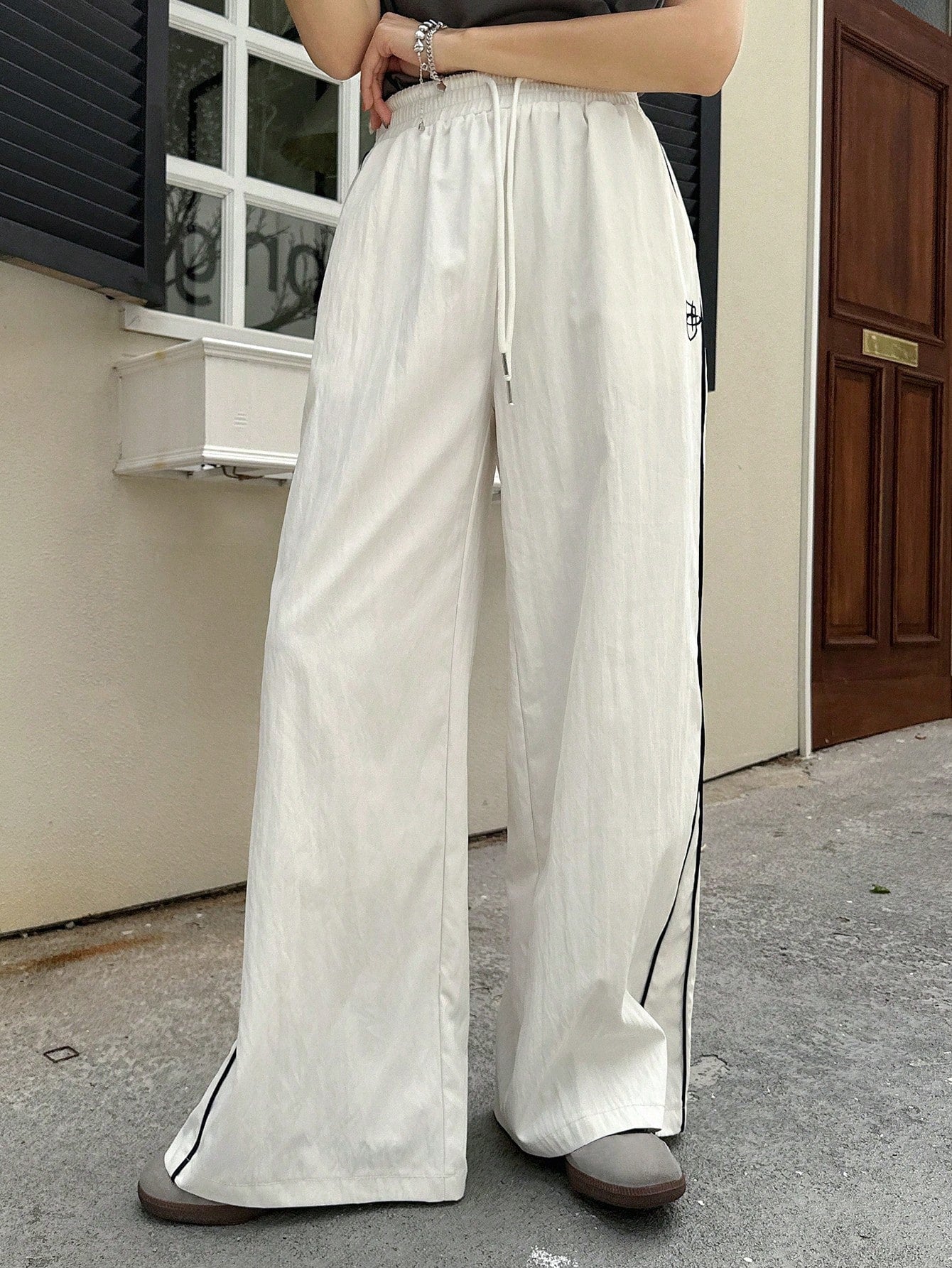 Women's Side Striped Drawstring Waist Long Pants