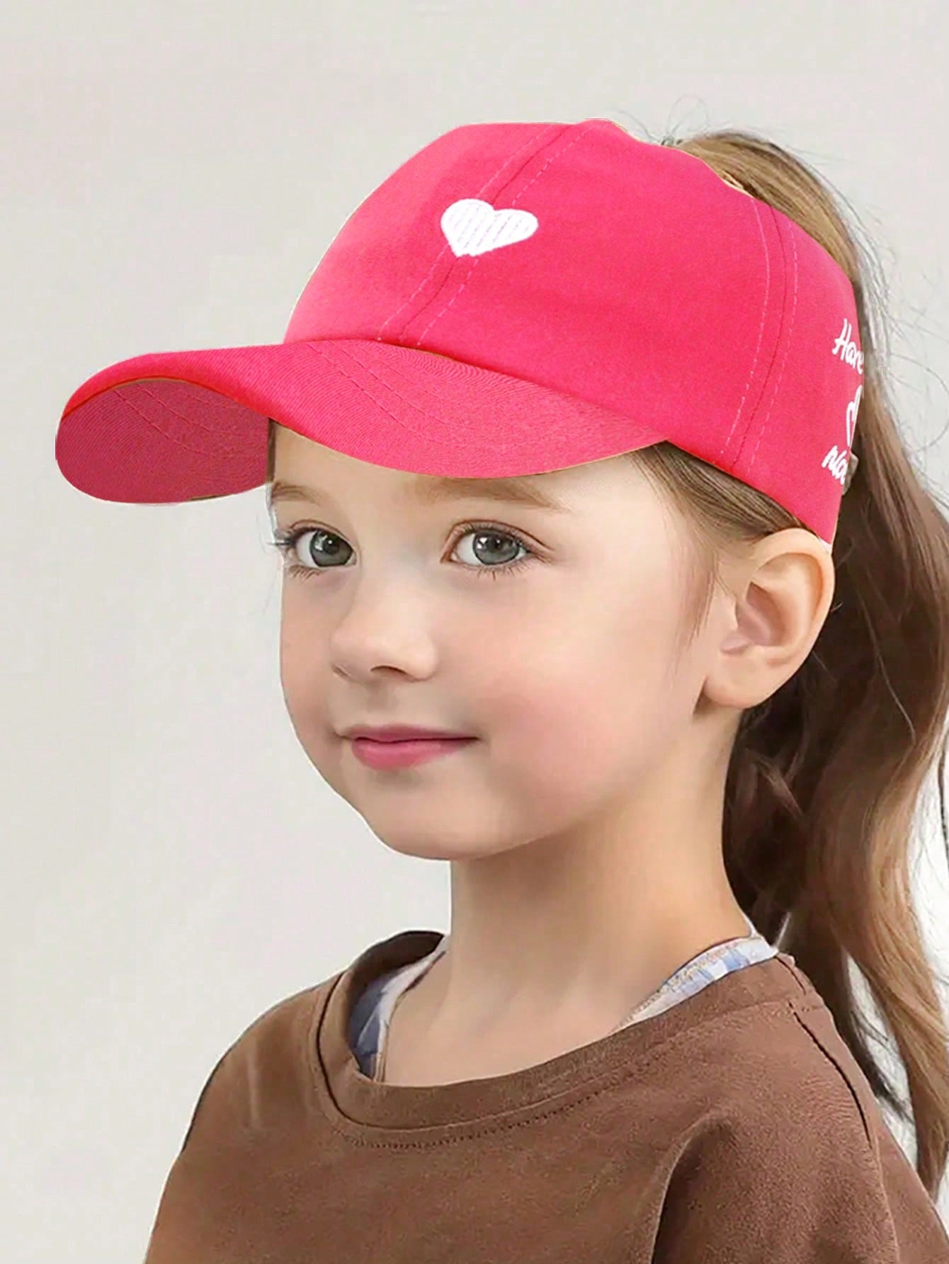 1pc Kids' Solid Color Casual Fashion Cap With Heart Embroidery, Can Tie High Ponytail, Sunshade And Sunscreen