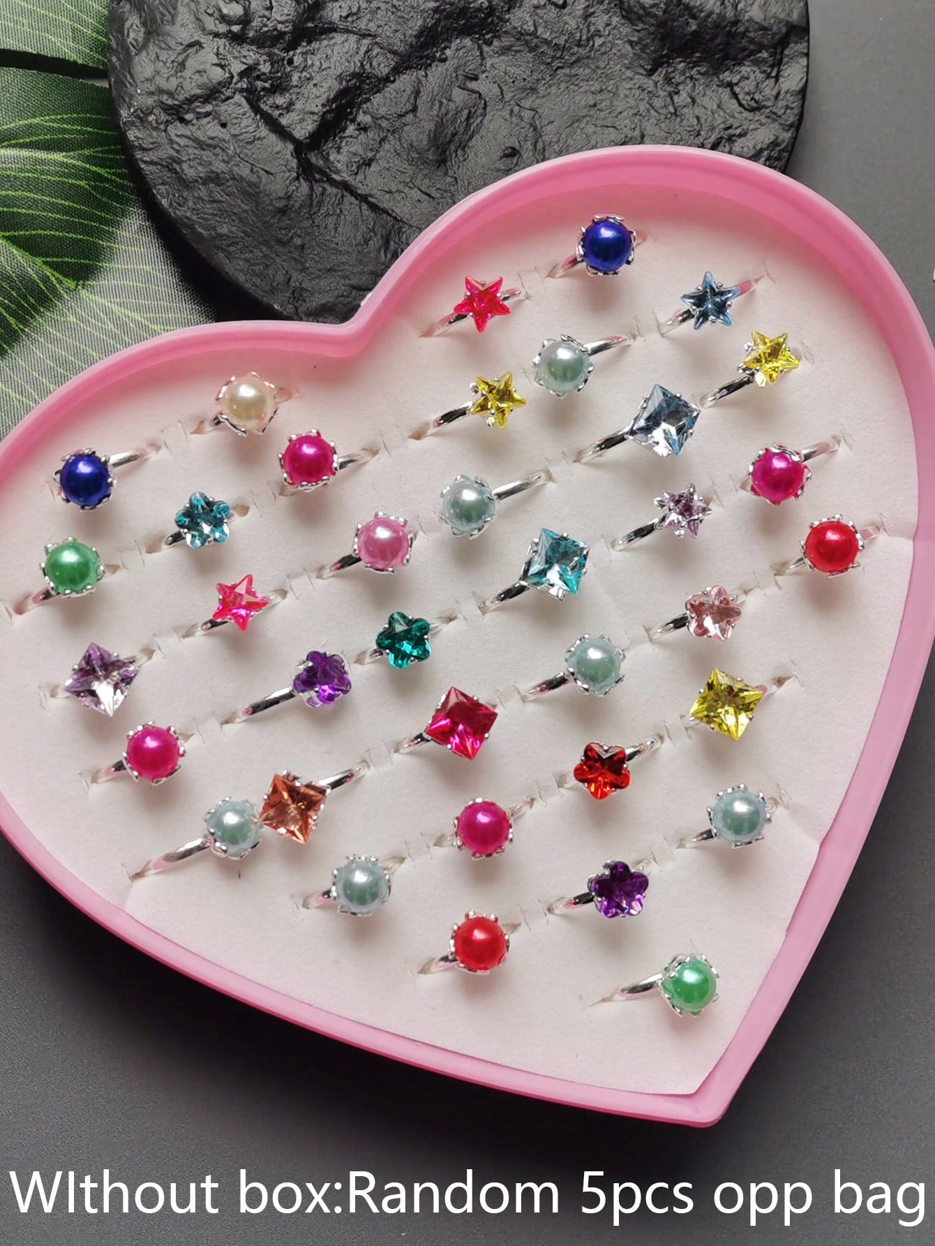 5pcs Random Adjustable Fashionable Cute Alloy Rings With Rhinestone & Hollow Out Design For Kids