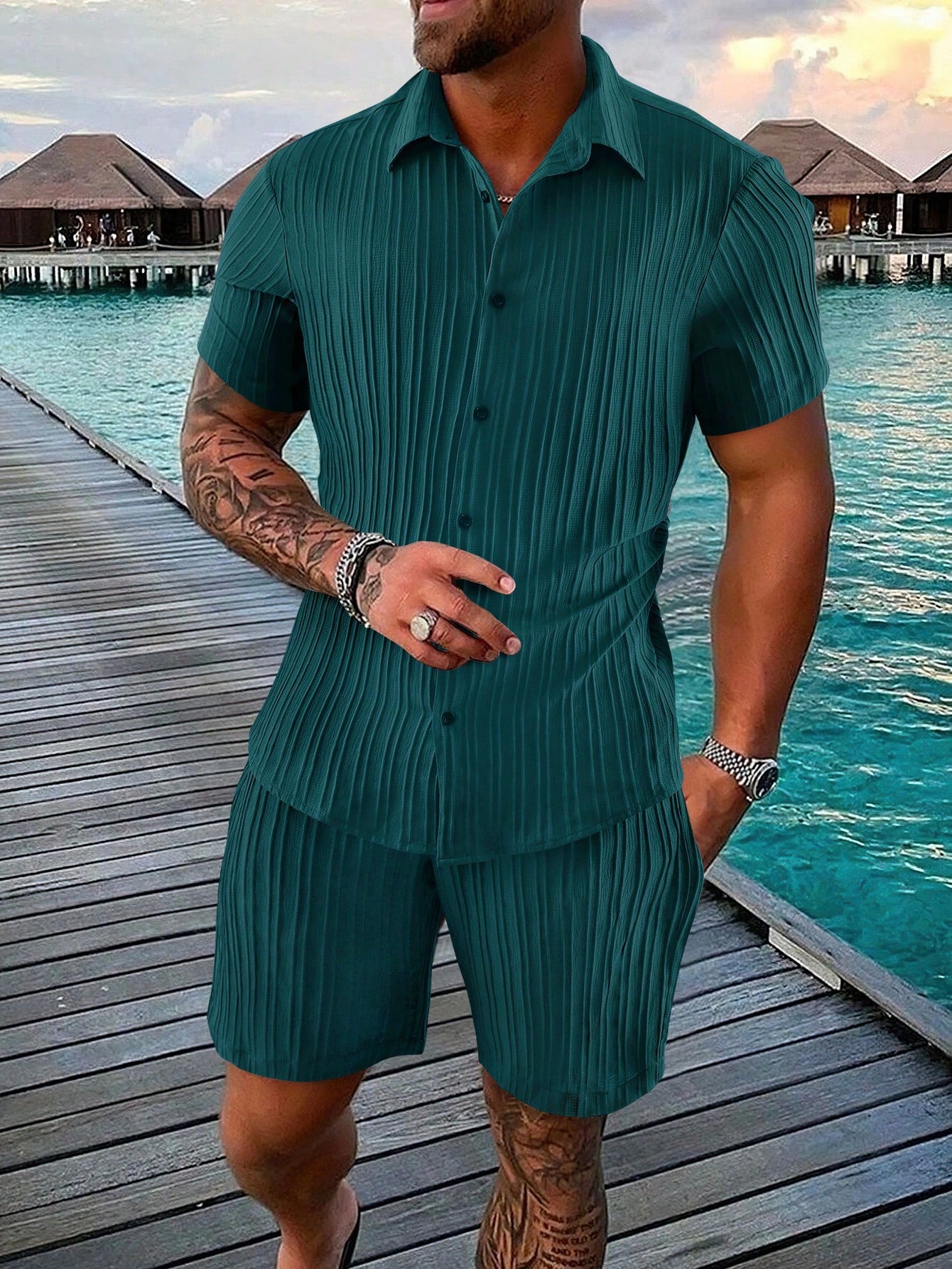 Men Solid Button Up Shirt & Shorts